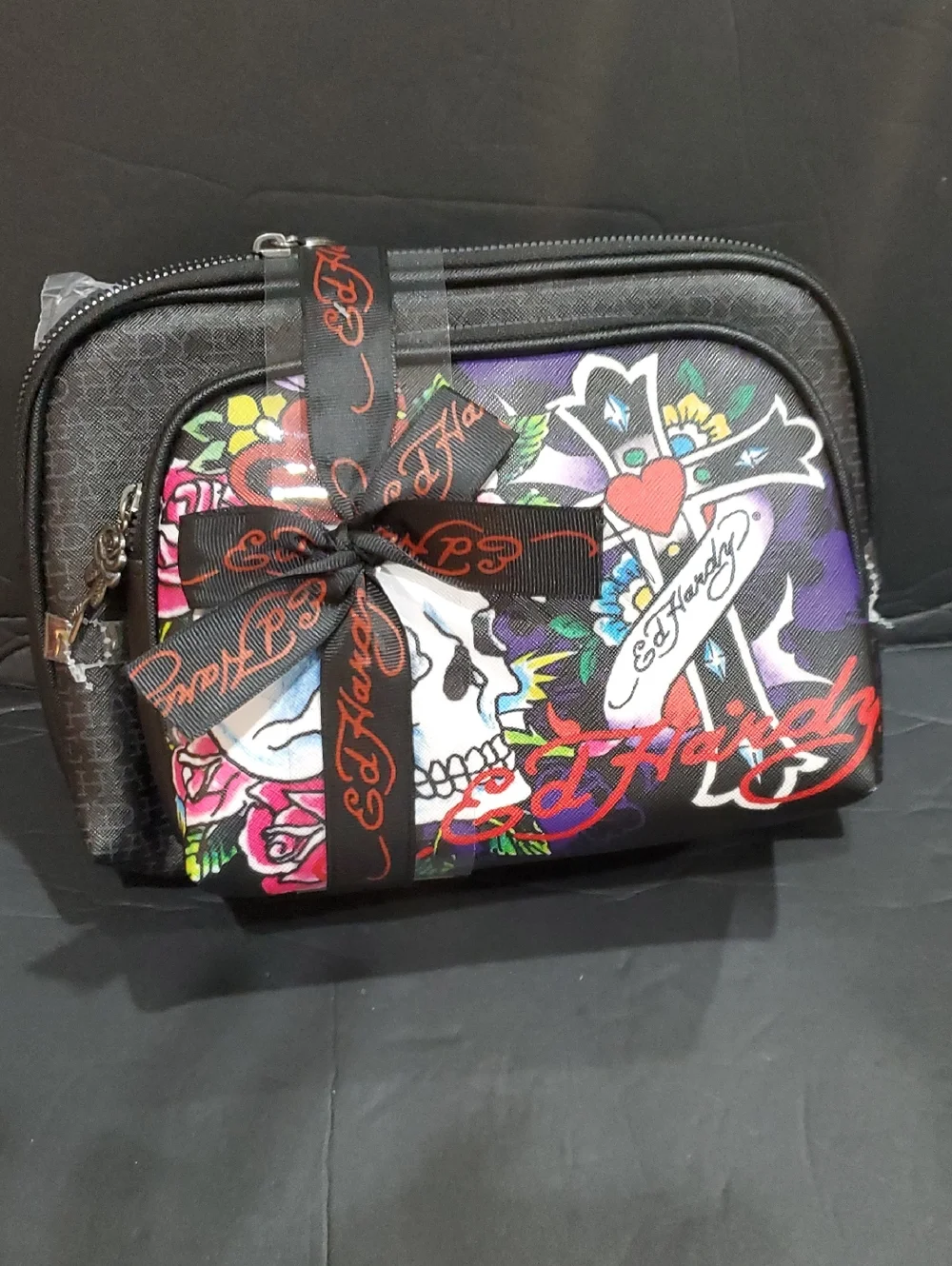 Ed Hardy black print 2piece cosmetic makeup bag pouch with skull & rose zip pull